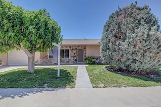 1161 W Westmont Ave, Hemet, CA 92543