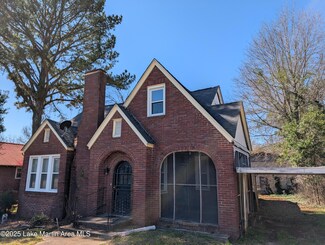 408 Jordan Ave, Tallassee, AL 36078