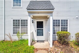 364 Thorncliff Dr, Newport News, VA 23608