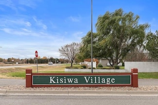 5 Kisiwa Ct, Hutchinson, KS 67502