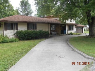 123 W Third St, Fairmount, IN 46928