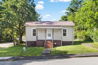 33 Garland St, Danville, VA 24541