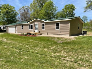 56888 Red Arrow Hwy, Lawrence, MI 49064
