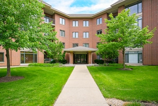 875 E 22nd St Unit 220, Lombard, IL 60148