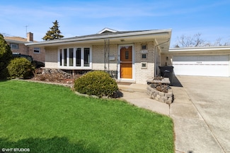 4530 Butterfield Rd, Hillside, IL 60162