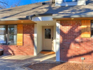 400 Steve Douglas Dr, Edmond, OK 73034
