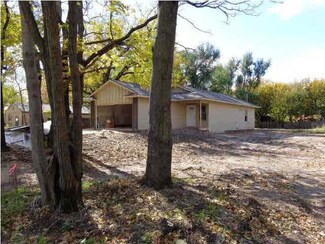 451 N Clara St, Wichita, KS 67212