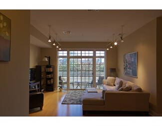 1188 Broadway Unit 204, Somerville, MA 02144