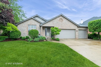 13103 W Beaver Lake Dr, Homer Glen, IL 60491