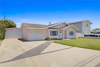 14132 Roxanne Dr, Westminster, CA 92683