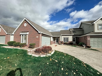 618 W 93rd Ct, Crown Point, IN 46307