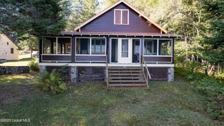 125 Brown Point Rd, Lake Pleasant, NY 12108