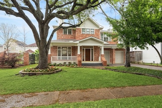 5302 Huisache St, Bellaire, TX 77401