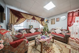 124 W 20th St, Bayonne, NJ 07002