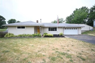 500 W State St, Barberton, OH 44203
