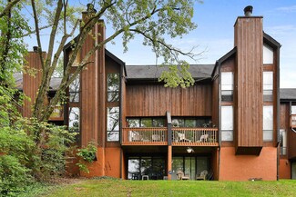 4830 Crazy Horse Ln Unit 4, Westerville, OH 43081