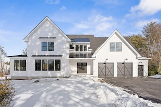 98 Foreside Rd, Falmouth, ME 04105