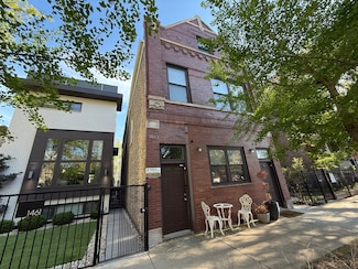 1463 W Huron St, Chicago, IL 60642
