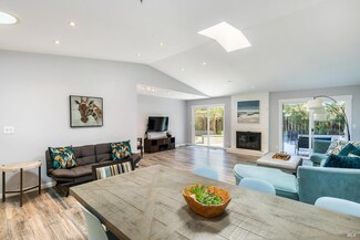 2576 Hidden Valley Ln, Napa, CA 94558