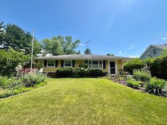 4531 Cleveland Ave, Rockford, IL 61108
