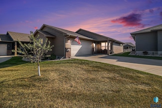 4905 E 62nd St St, Sioux Falls, SD 57108