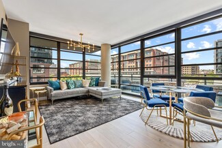1300 4th St SE Unit 404, Washington, DC 20003