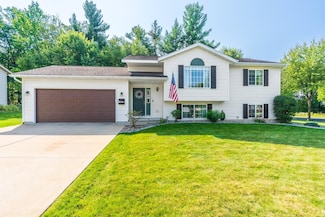 6715 Conner Davis Dr, Wausau, WI 54401