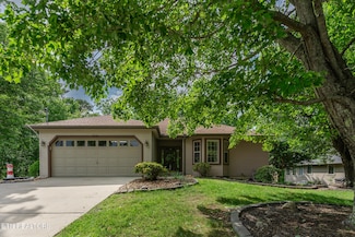 122 Mariners Dr, Crossville, TN 38558