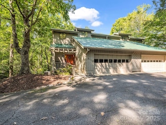 123 Mountain Village Blvd, Lake Lure, NC 28746