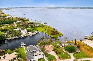6936 Old Whiskey Creek Dr, Fort Myers, FL 33919
