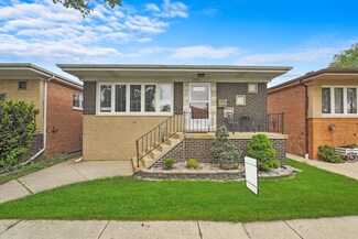 5322 S Hunt Ave, Summit Argo, IL 60501