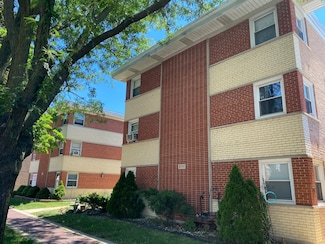 8111 Grand Ave, River Grove, IL 60171