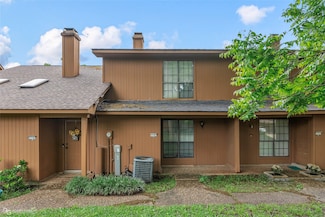 3243 Eastwood Dr, Shreveport, LA 71105