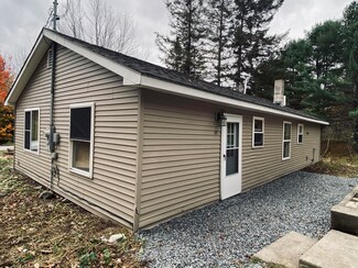 72 Clark Rd, Winterport, ME 04496