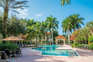 8940 Colonnades Ct E Unit 725, Bonita Springs, FL 34135