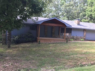 107 Courtshire St, Fairfield Bay, AR 72088