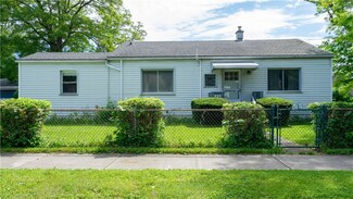 8 Maltby St, Rochester, NY 14606