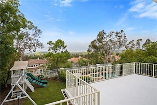 25418 Cumberland Ln, Calabasas, CA 91302