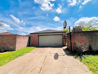 9415 Danforth Way, Houston, TX 77083