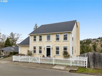 8711 NW Marshall St, Portland, OR 97229