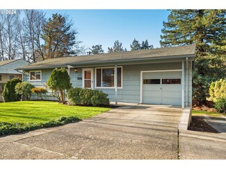 7325 SW 36th Ave, Portland, OR 97219