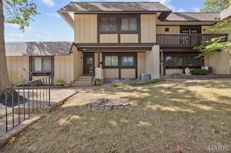 1355 Hampton Rd Unit B, Saint Charles, MO 63303