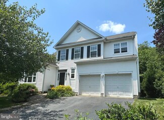 4 Quincy Ct, Princeton, NJ 08540