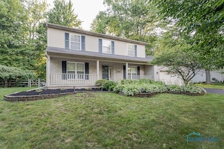 820 Weatherstone Rd, Holland, OH 43528