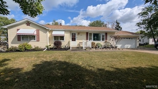 65 Amsterdam St, Tonawanda, NY 14150