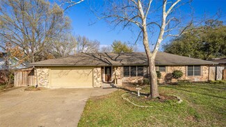 5605 New Haven St, Greenville, TX 75402