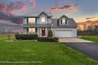 9804 E Vermontville Hwy, Dimondale, MI 48821