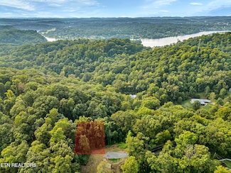 2309 Tomasse Dr, Knoxville, TN 37920