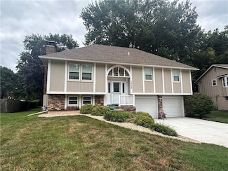 2925 Iva Dr, Independence, MO 64057
