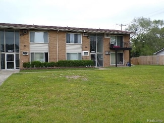 1490 Nancywood Dr Unit 11, Waterford, MI 48327